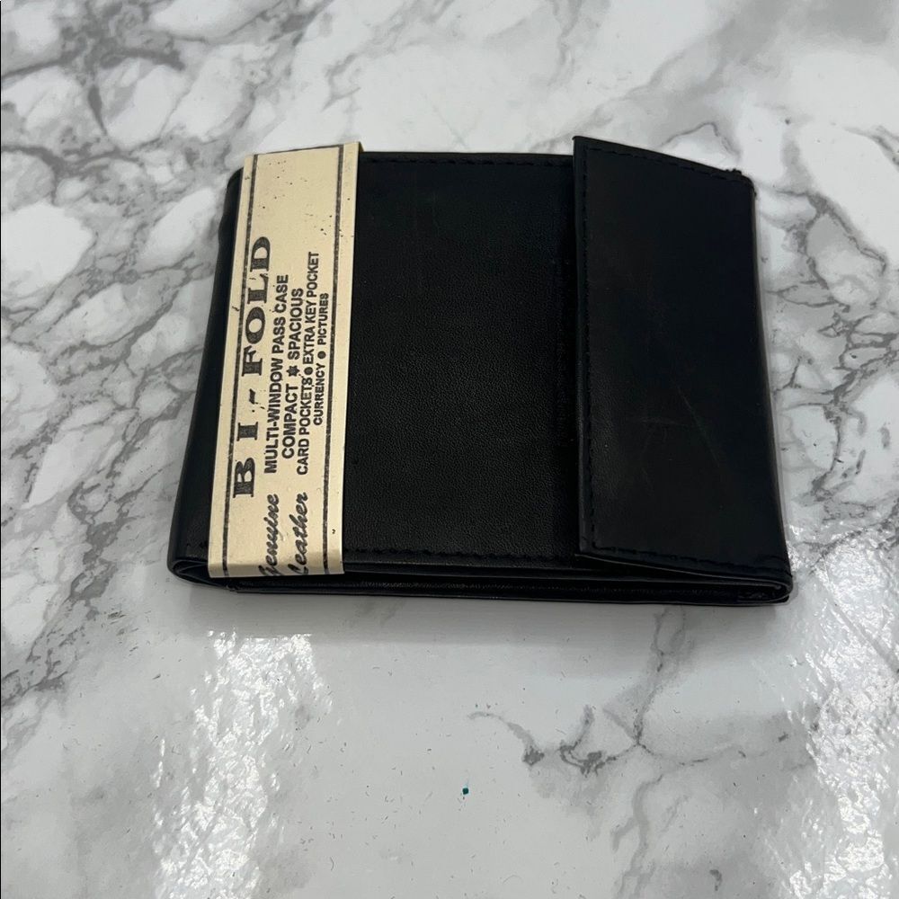 DELUX Genuine Black Leather Bifold Wallet-New!